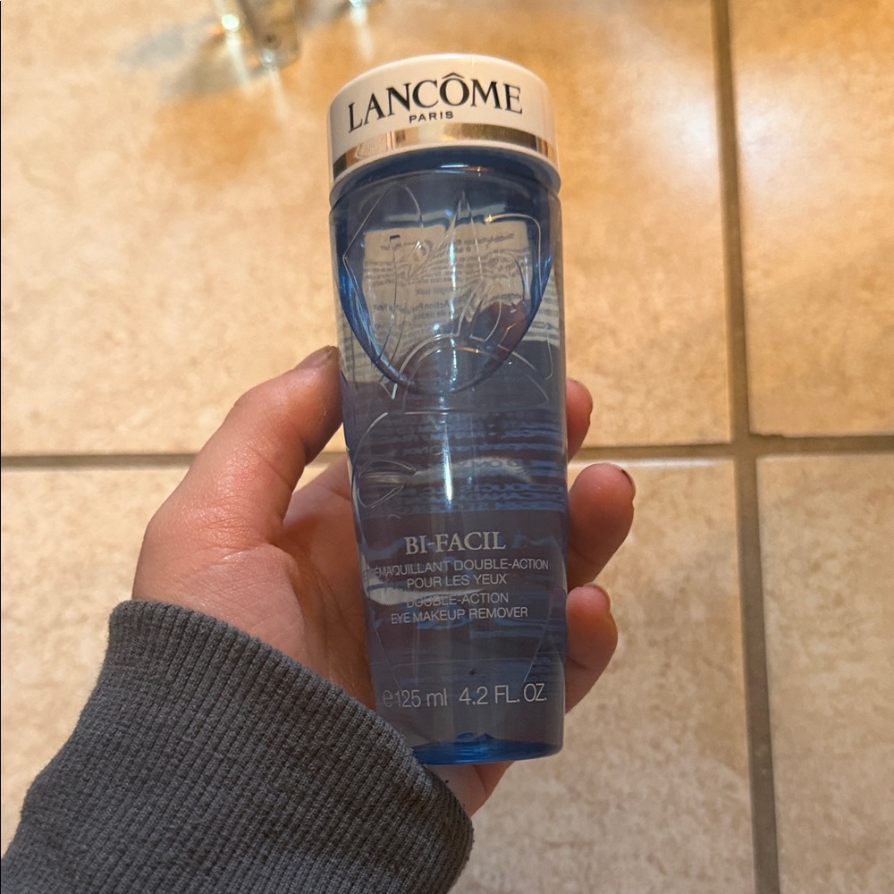Lancôme Bi-Facil Eye Makeup Remover - Blue and White